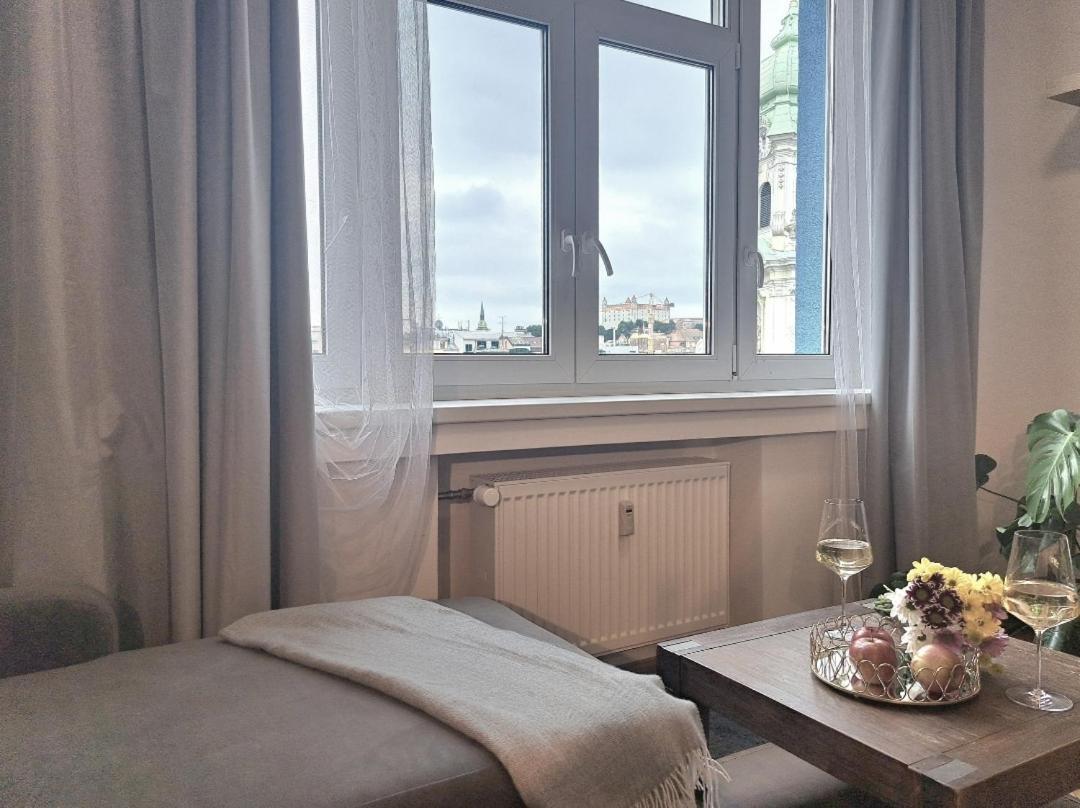 Appartamento Amazing Castle View Bratislava Esterno foto